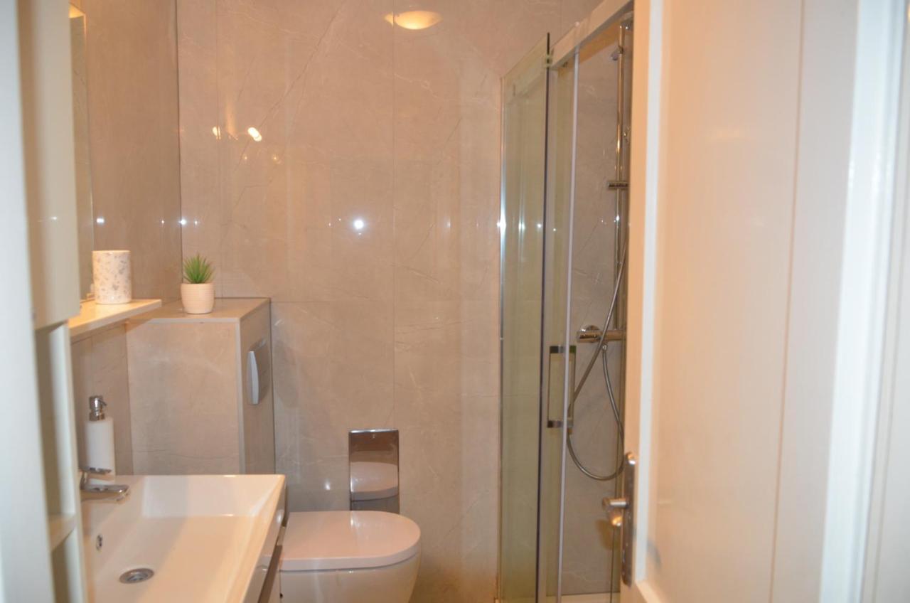 Apartment Babic Fiume Esterno foto